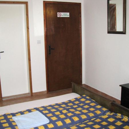 Guest House Familia Samovodene Dış mekan fotoğraf