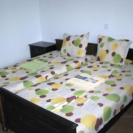 Guest House Familia Samovodene Dış mekan fotoğraf