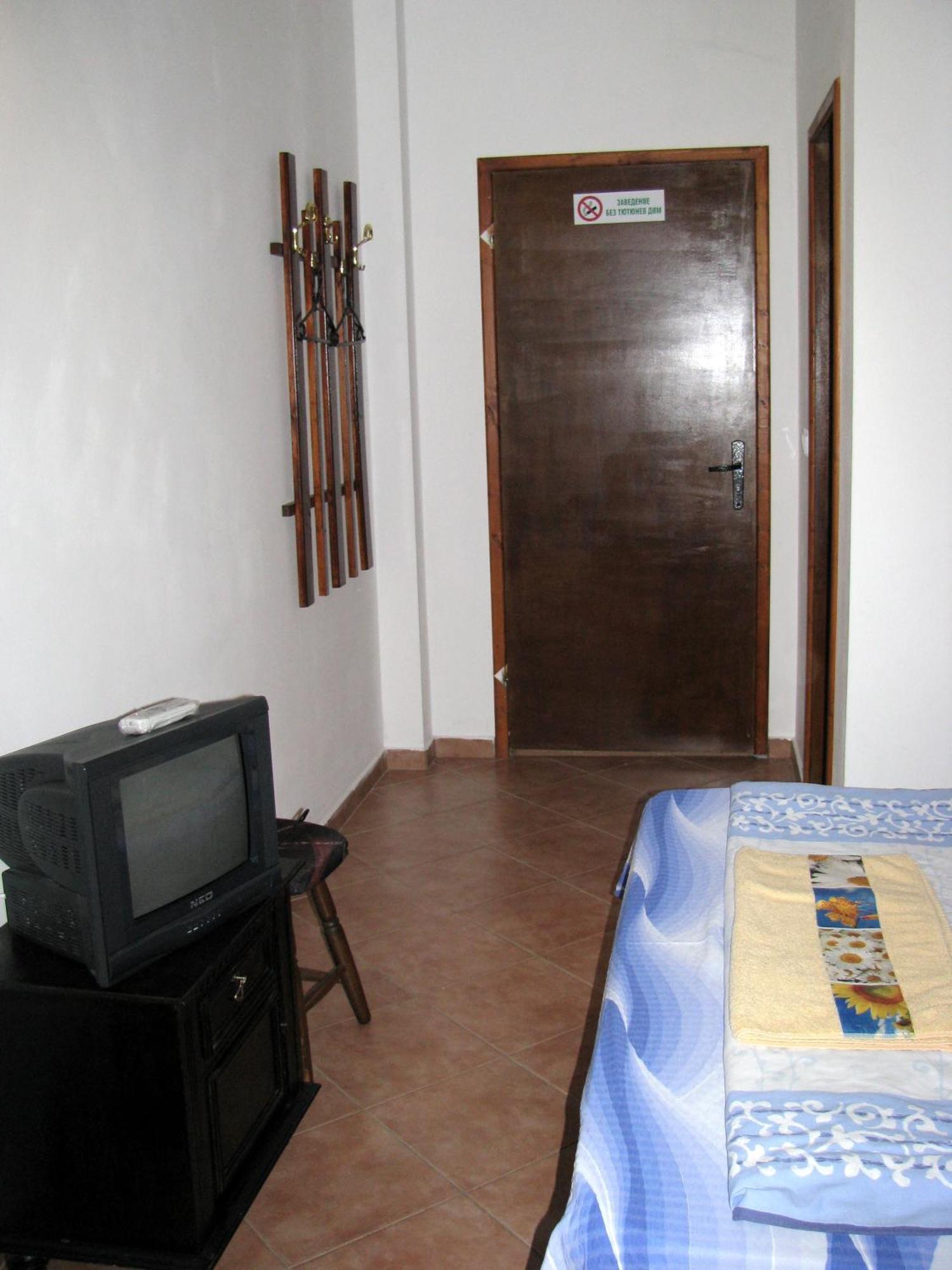 Guest House Familia Samovodene Dış mekan fotoğraf