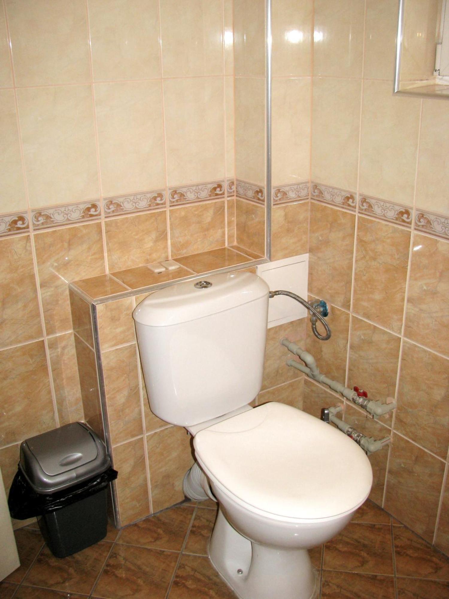 Guest House Familia Samovodene Dış mekan fotoğraf