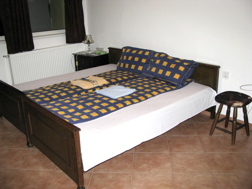 Guest House Familia Samovodene Dış mekan fotoğraf