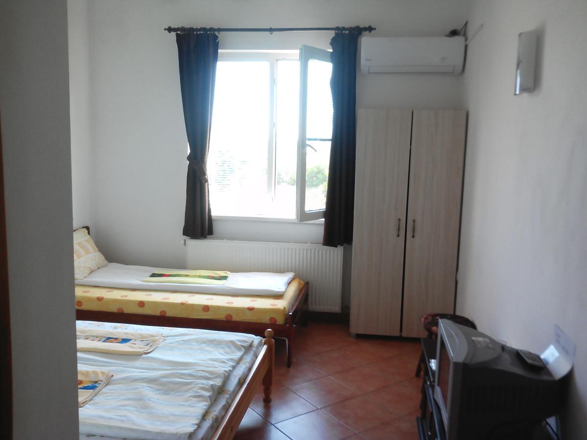 Guest House Familia Samovodene Dış mekan fotoğraf